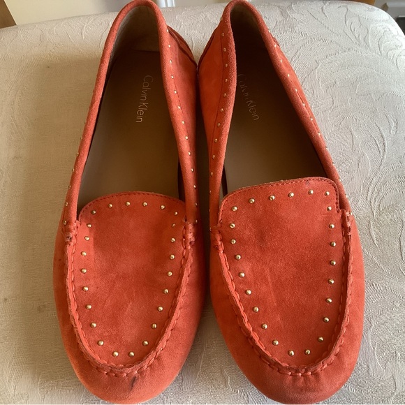 Calvin Klein Shoes - CALVIN KLEIN “Lolly” Orange suede Loafers or driving slip ons Size 8  POP color!